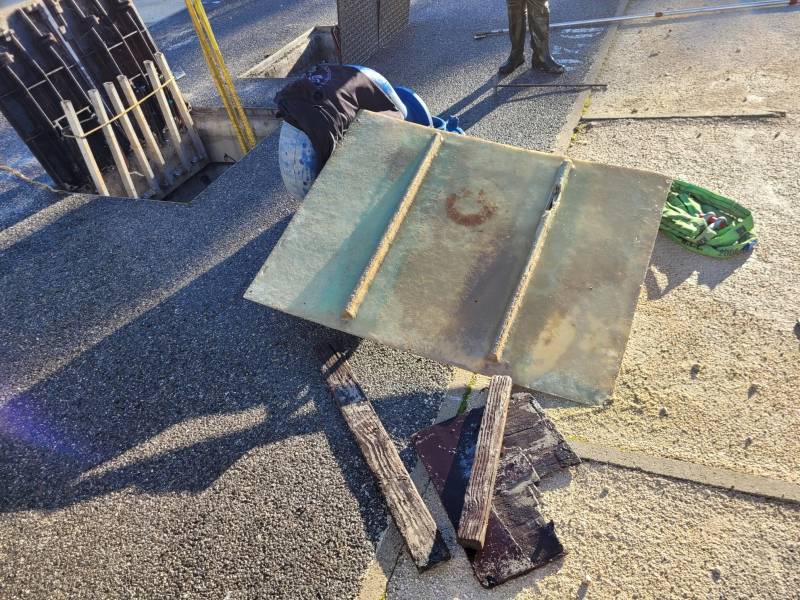 Extraction exceptionnelle d’une pompe de relevage à Gignac-la-Nerthe : une opération réussie